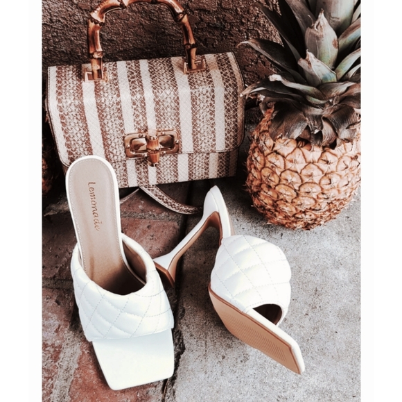 🆕️//The kyra// white quilted Mule/heel - Picture 2 of 6